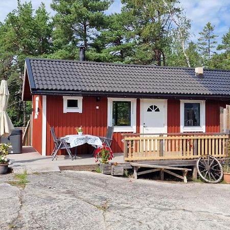 Moeja Stuga I Stockholms Skaergard Exterior foto